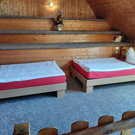 Lacky - Kleines Familienreihenmittelhaus In Grieben Hiddensee מראה חיצוני תמונה